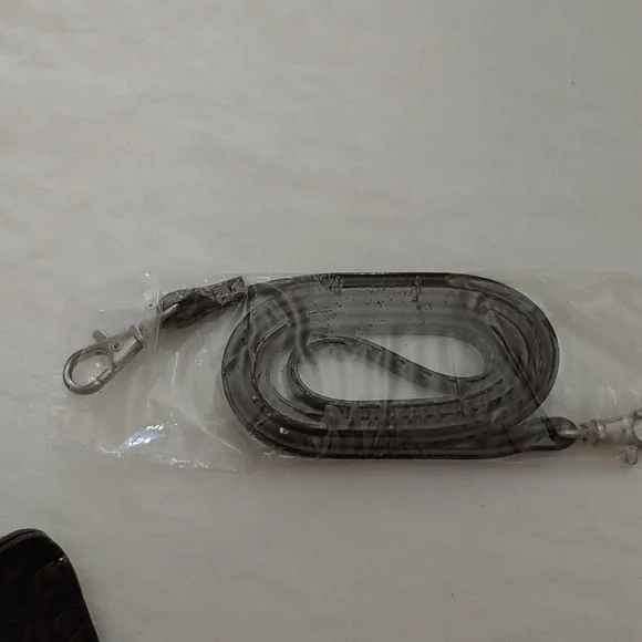 Cutest Baguette ! Bisou Bisou Dark Brown Croc🐊 - Picture 7 of 10